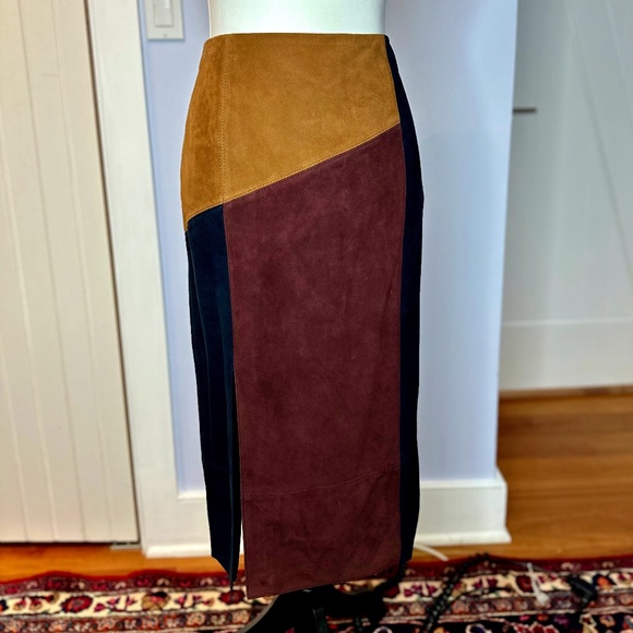Worth Dresses & Skirts - Worth New York, colorblock suede skirt navy/maroon/tan. Size 6, front kick. NEW!